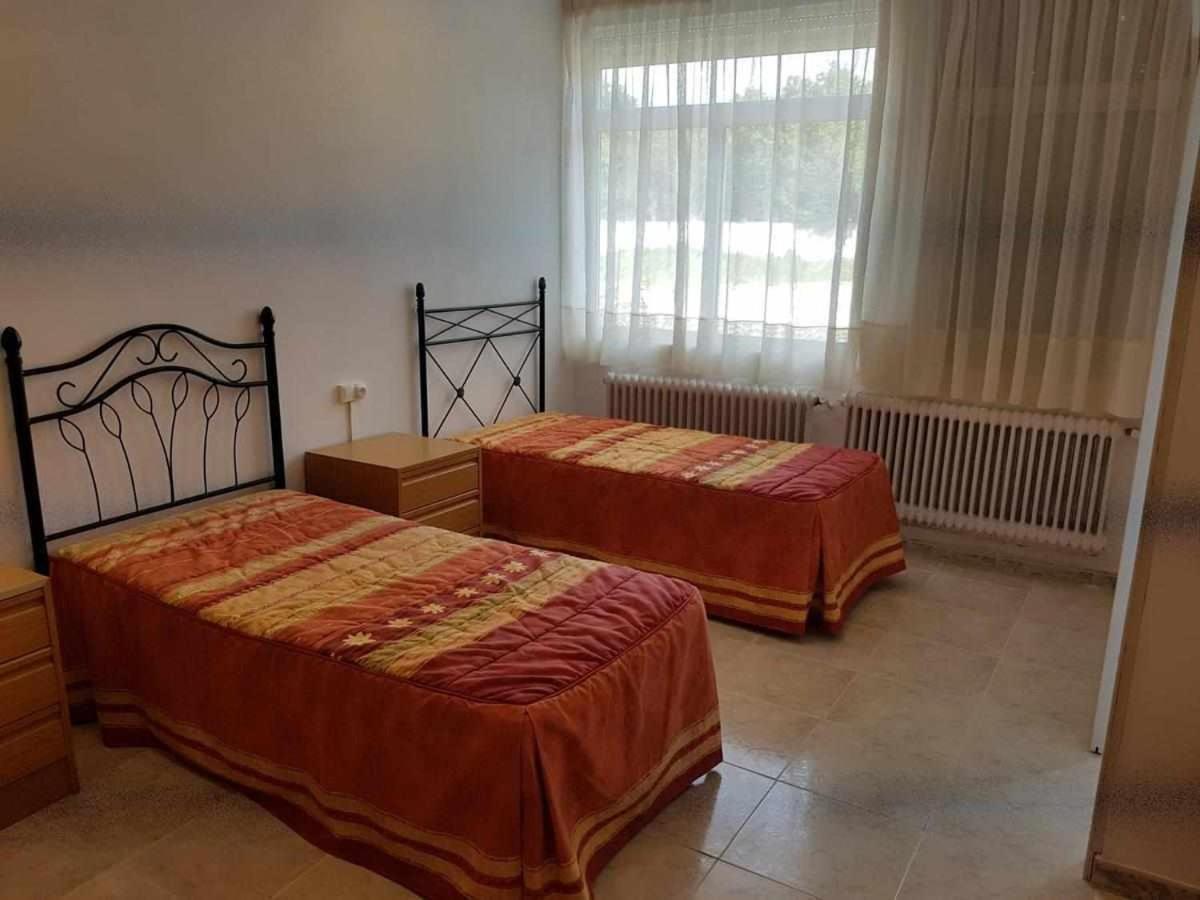 Albergue Ciudad Del Doncel Siguenza Rum bild