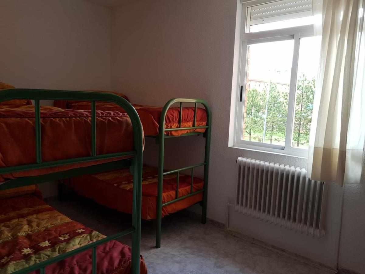 Albergue Ciudad Del Doncel Siguenza Rum bild